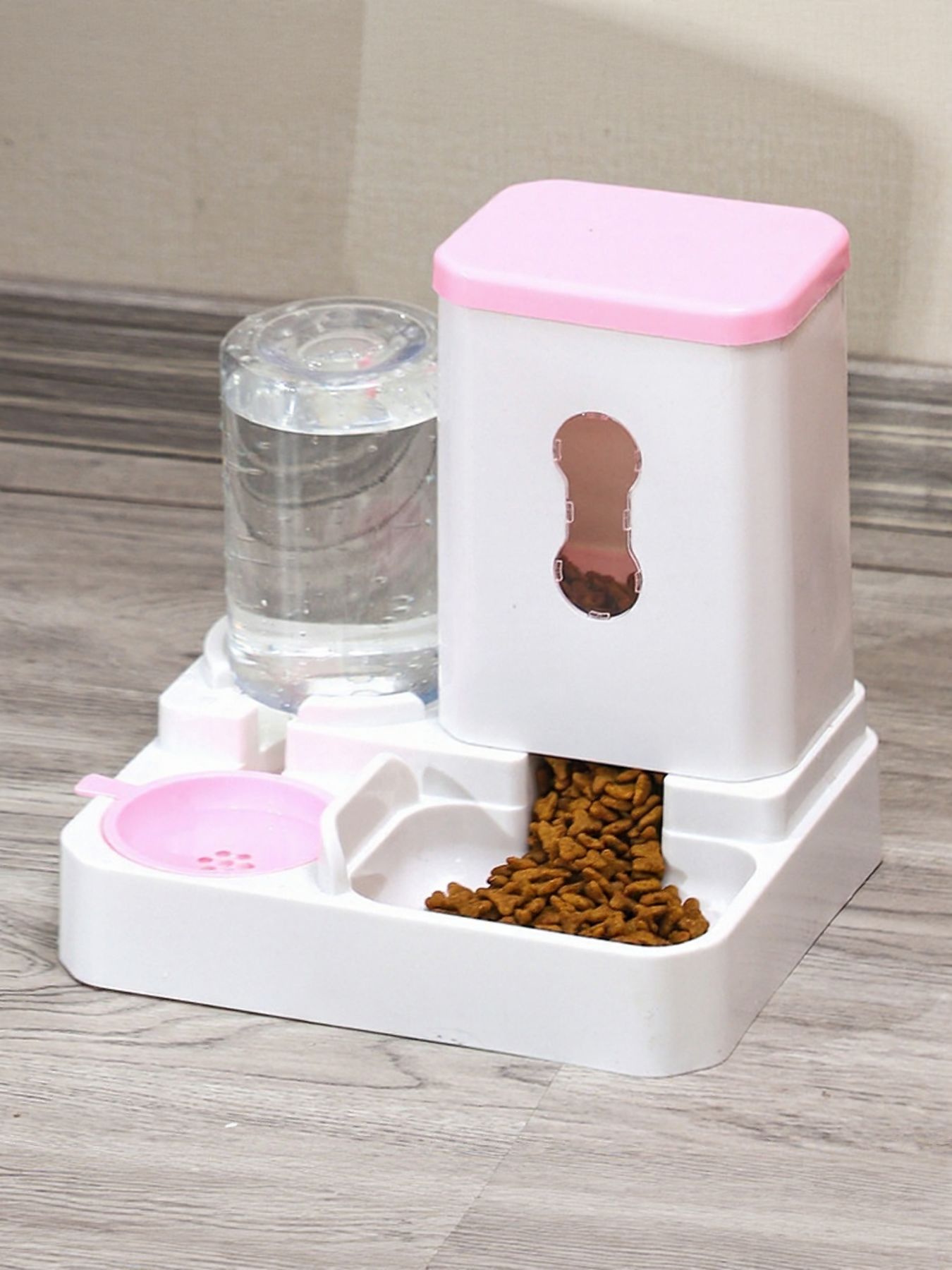 1bb93628-a54f-4770-bcfc-6289964cb486-Max